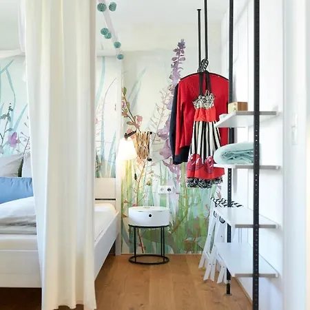 Rotes Haus Garten بريجنتس