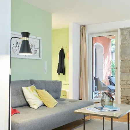 Apartment Rotes Haus Garten *